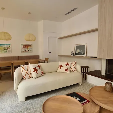 Ref 2071 - Center Exceptional With Private Patio Apartment *