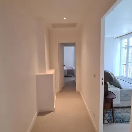 Ref 2071 - Center Exceptional With Private Patio